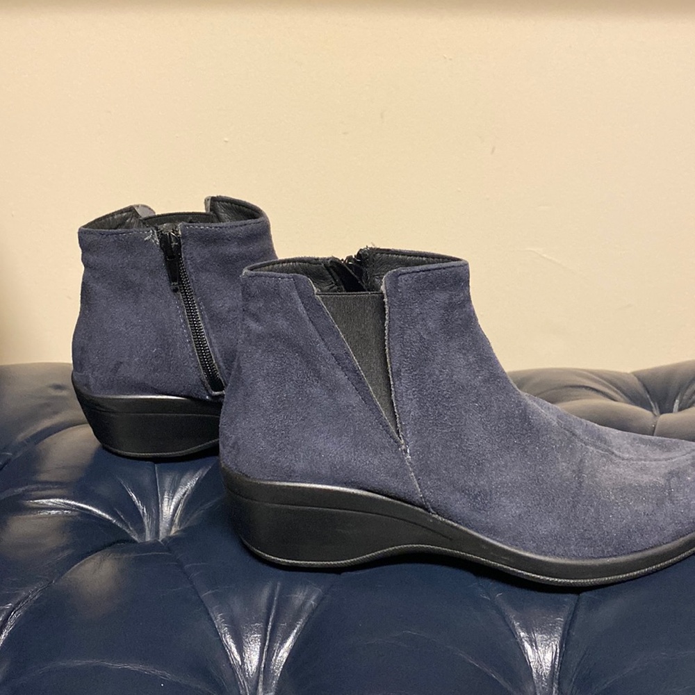 Shoe